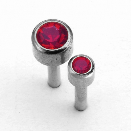 Guľaté s červeným kameňom