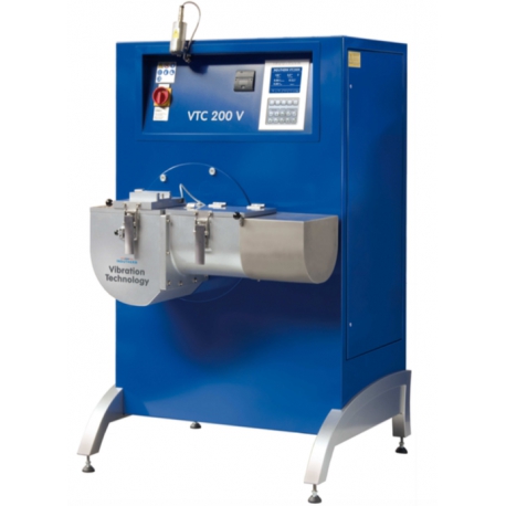 Odlievacie a taviace zariadenie Indutherm VTC200V