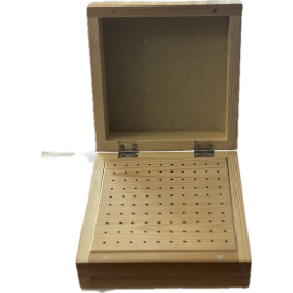 Drevený držiak na frézy a vrtáky - 100ks